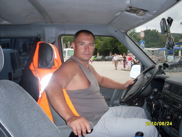 Владимир Иванников