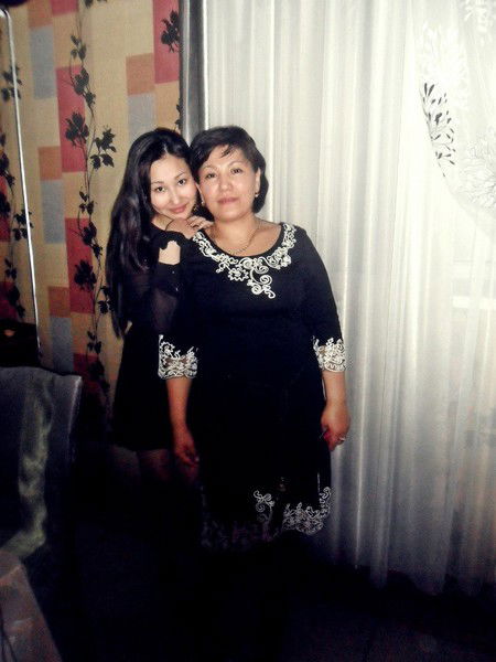 Асия Мнанова