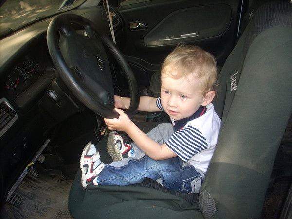 Павел Корень