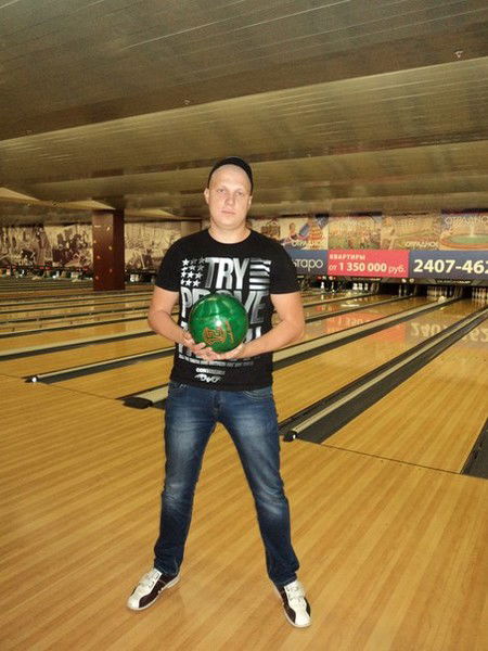 Алексей Орешенков