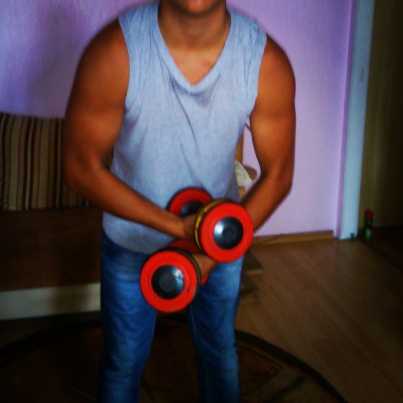 Роман Исаев