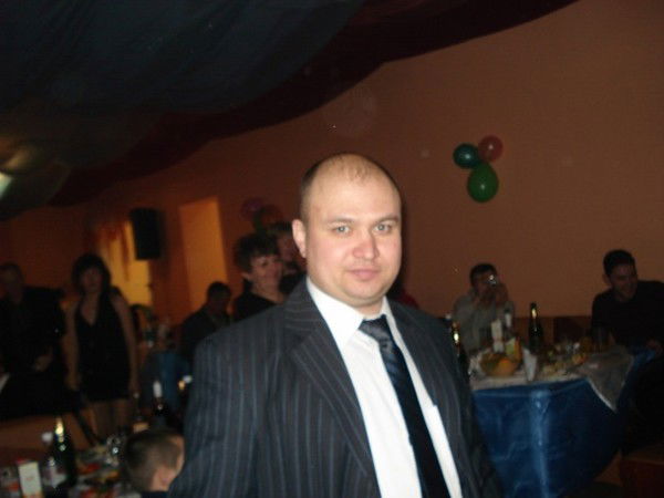 Дмитрий Кнуров