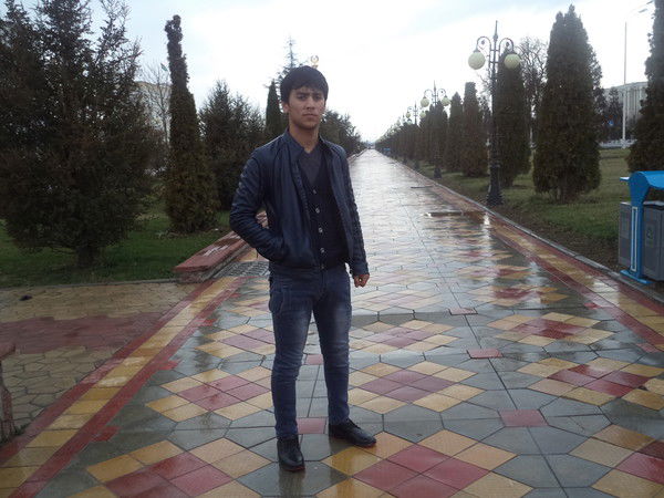 Илхом Зиёев