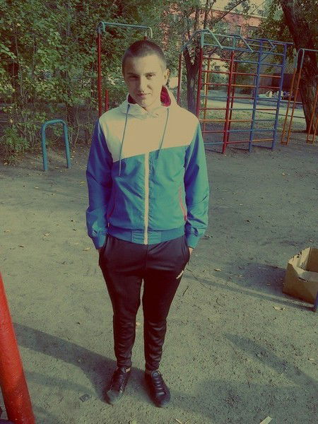 Димон Лущиков