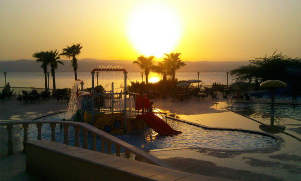 Елена Альзоби