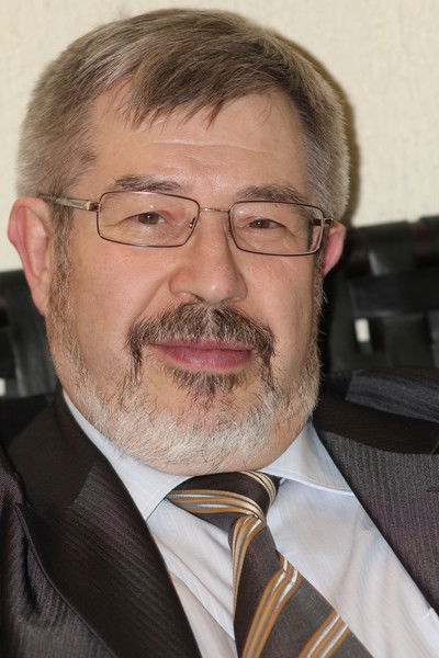 Виктор Иванов