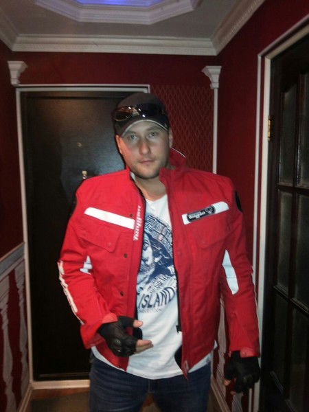 Денис Власов