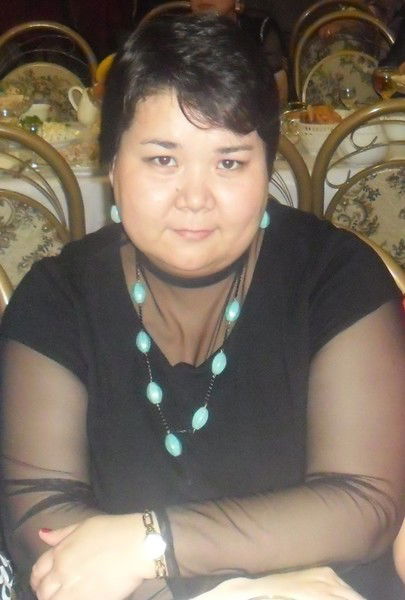 Назира Досова