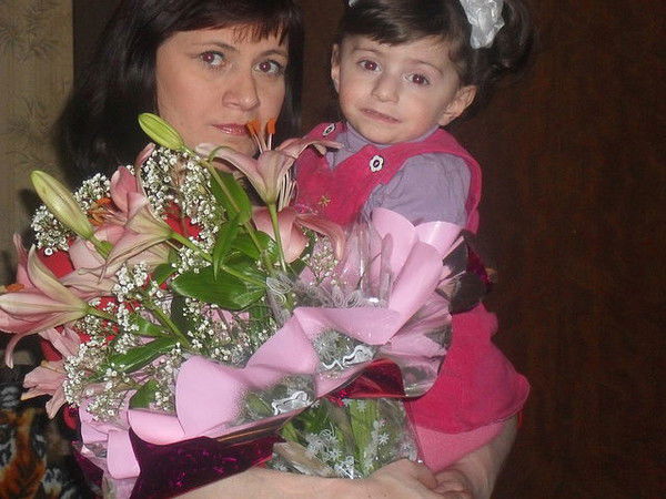 Лариса Навасардян