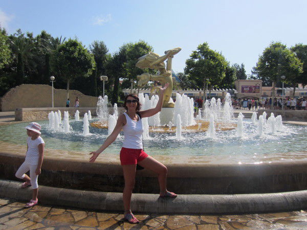 Элина Захарова