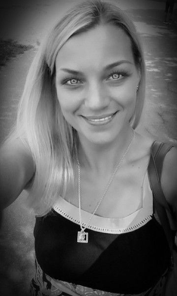 Елена Шведова