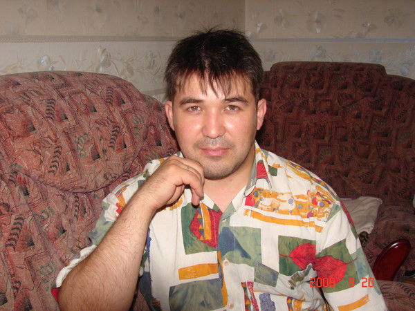 Усманов Владек