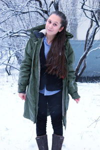 Катя Манелис