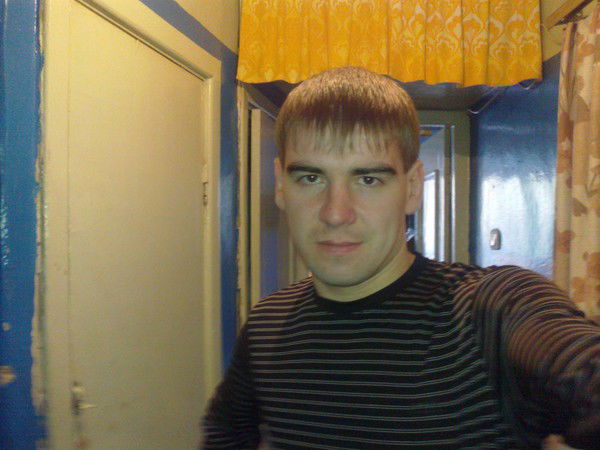 Антон Фролов