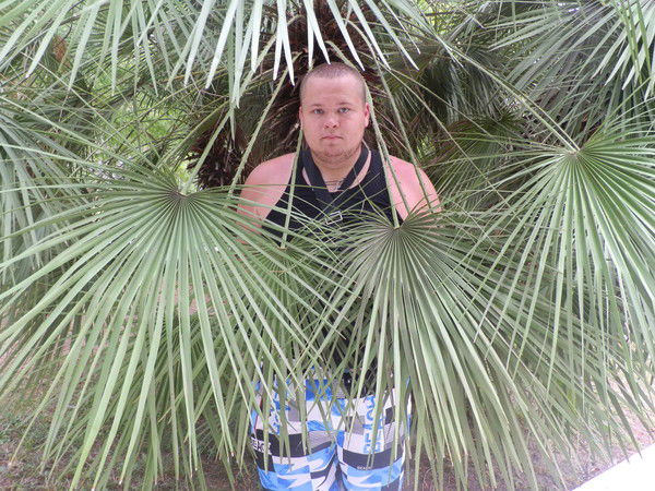 Лешик Николаев