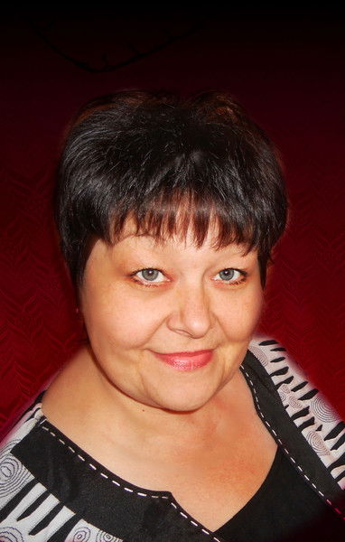 Елена Ускова