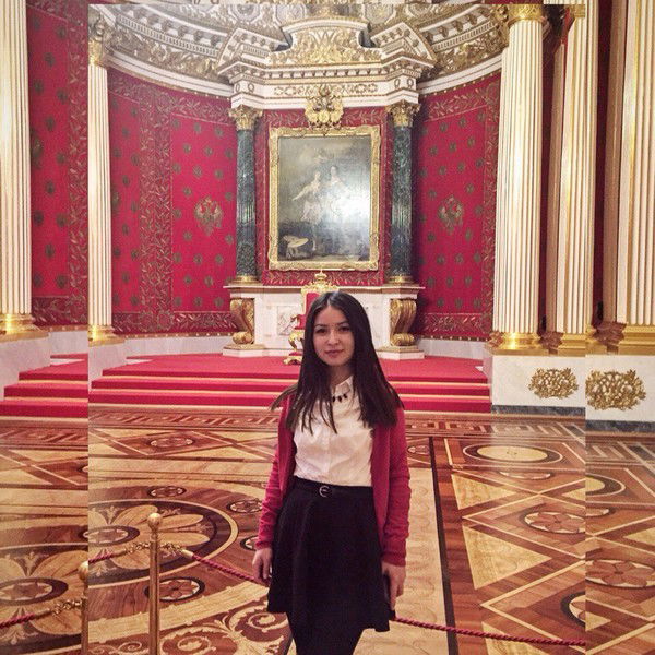 Айнур Алимбекова