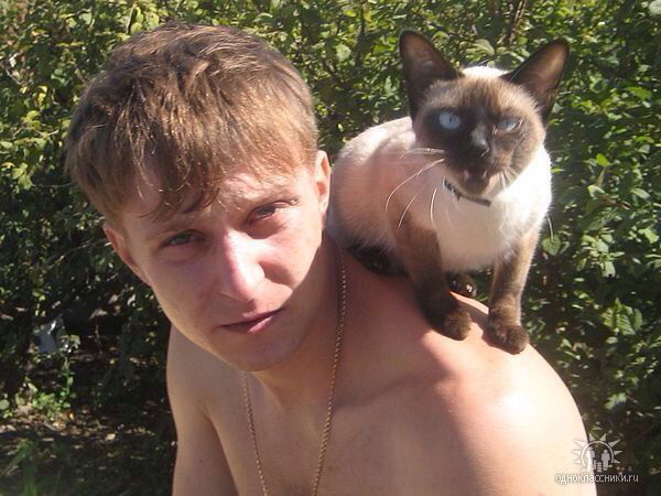 Александр Агафонов