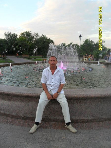 Владимир Сухарев