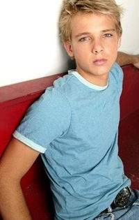 Артур Викторович