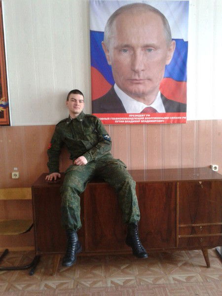 Юрий Комаров