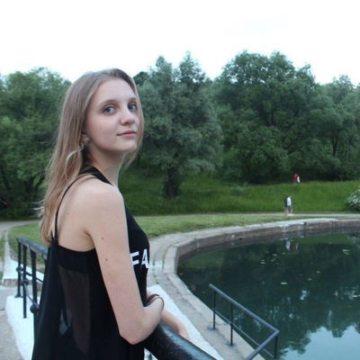 Аня Адарчина