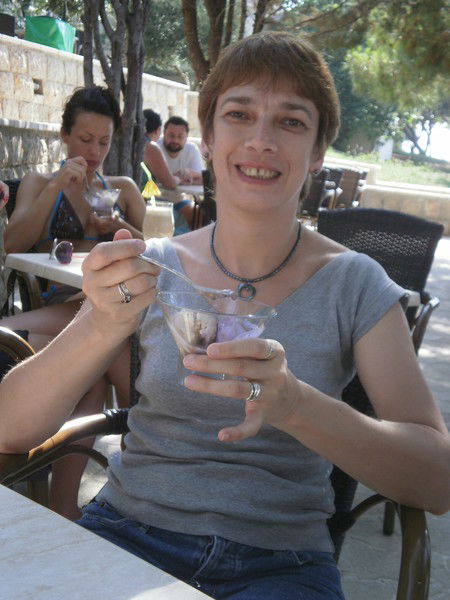 Лариса Леонова