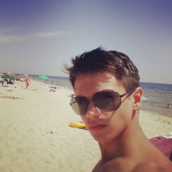 Максим Нани