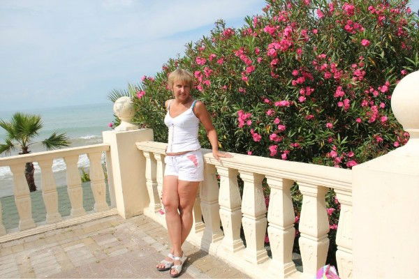 Елена Александрова