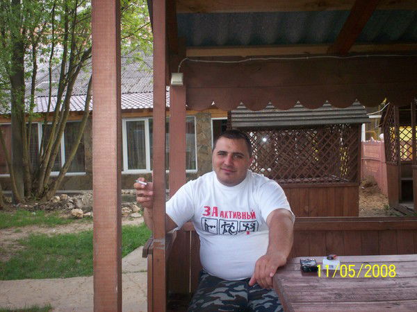 Дмитрий Комаров