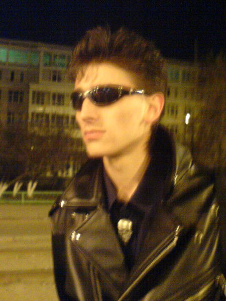 Артем Оганезов