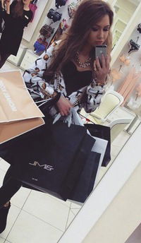 Лиза Платонова