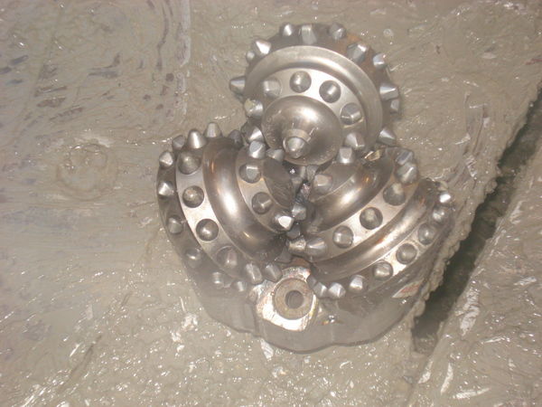 Олег Захаров