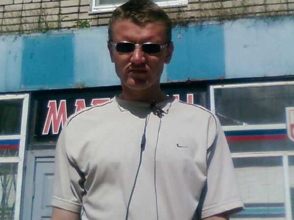 Виталий Степанов