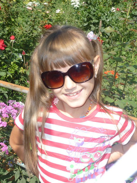 [Каприzzzная_ Деvка]