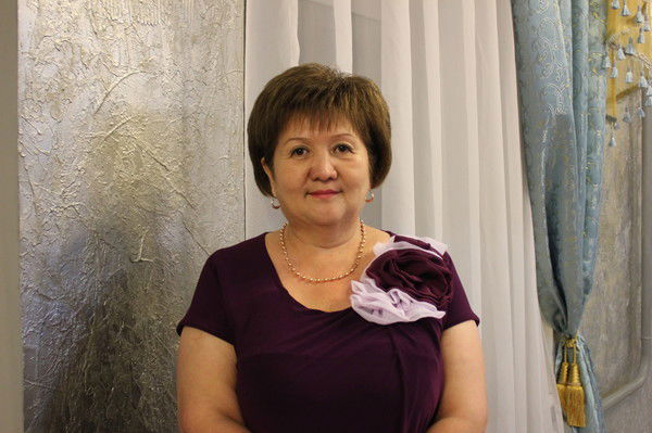 Лена Жолобаева