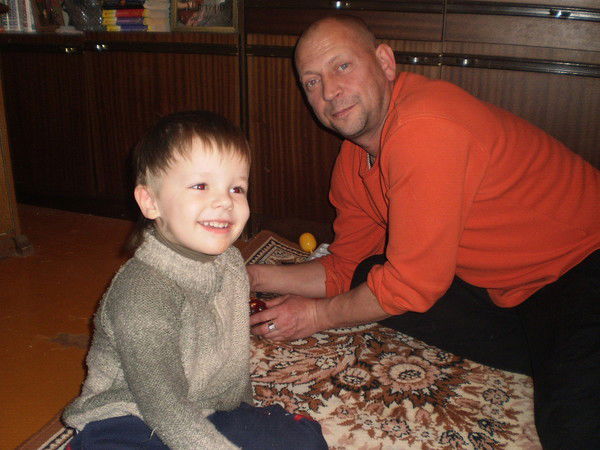 Владимир Петров