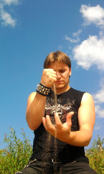 Александр Гарцев