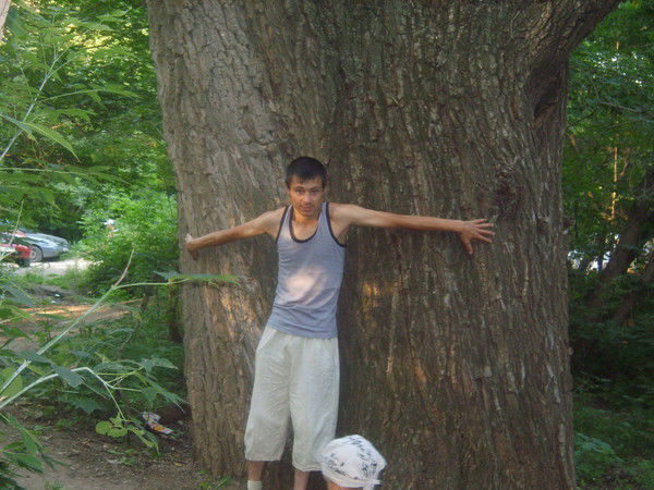 Леонид Ганиев