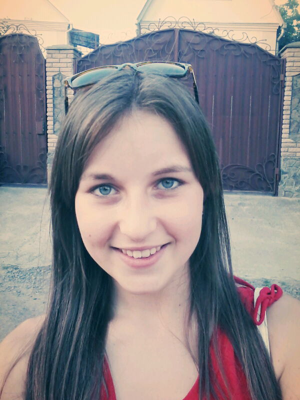 Мая Оденцова