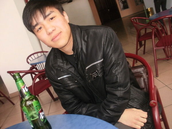 Арман Искаков