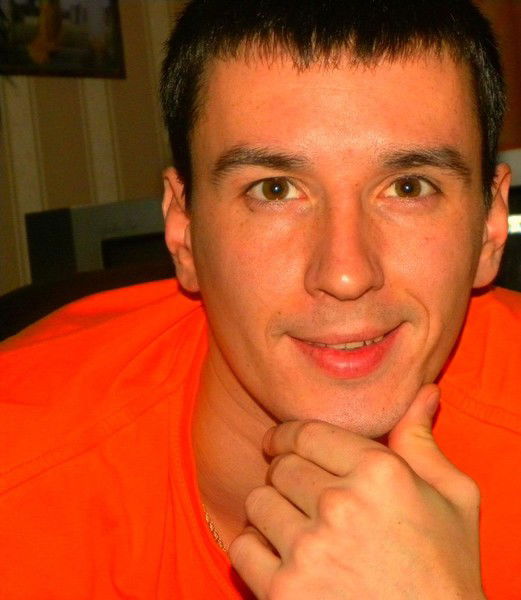 Артем Плотников