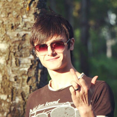 Коля Папана