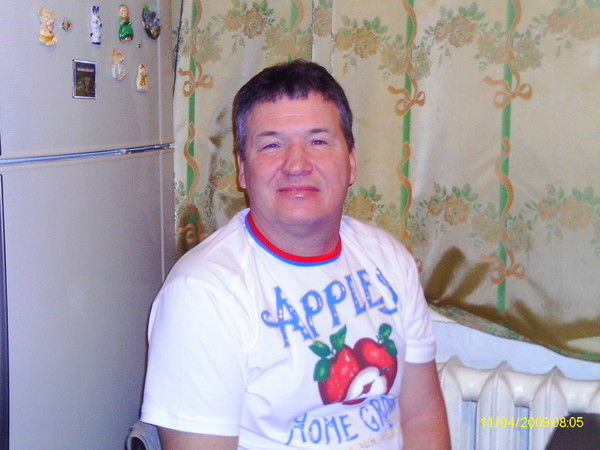 Виктор Неумоин