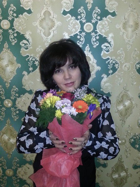 Энже Низамова