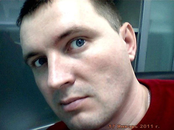 Андрей Попов