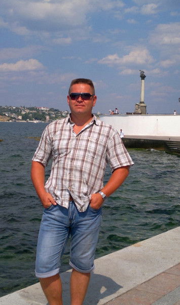 Мирослав Ахлюстин