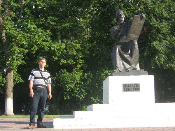 Олег Нуриманов