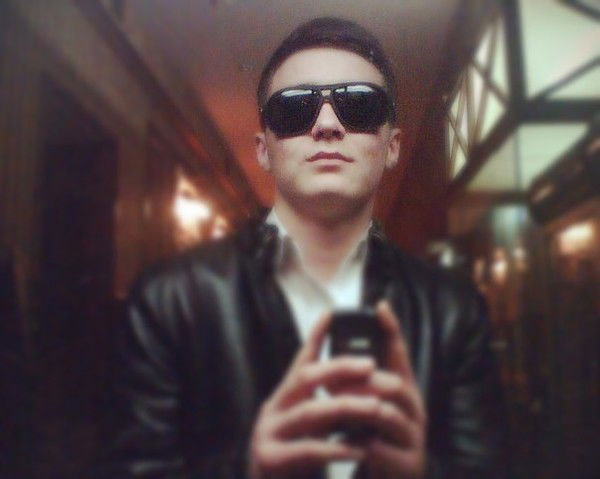 Искандер Хакимов