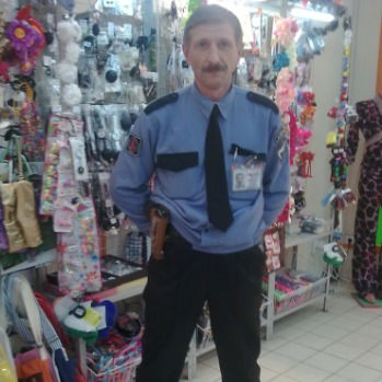 Александр Бугров